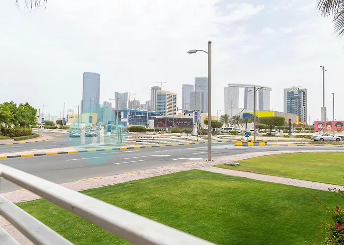 Bloomfields 2Br Townhouse Marina Square Alreem