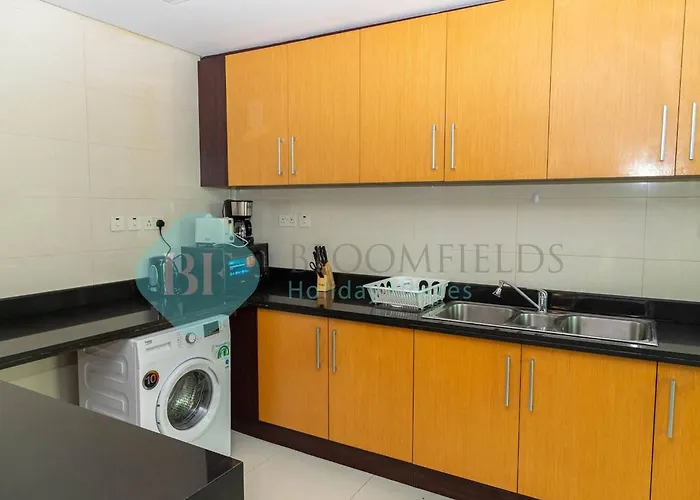 Bloomfields 2Br Townhouse Marina Square Alreem
