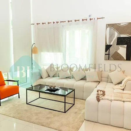 Bloomfields 2Br Townhouse Marina Square Alreem Villa Abu Dhabi Exterior photo